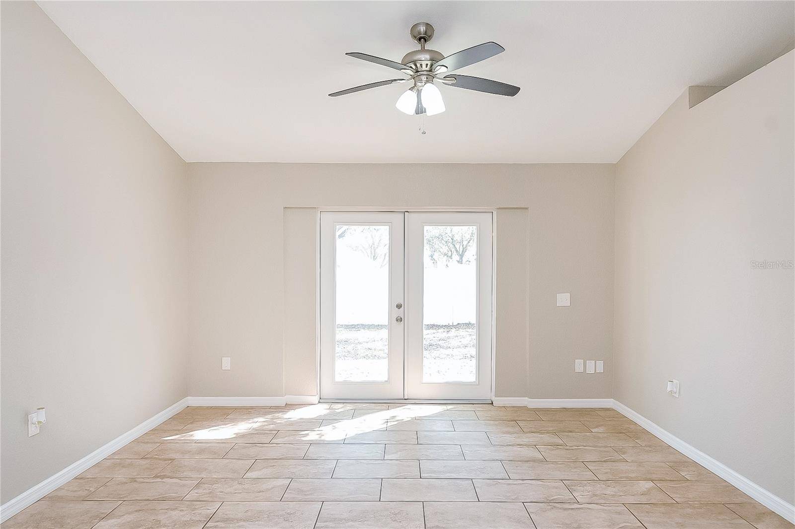 Valrico, FL 33594,507 SUNSET BEACH CT