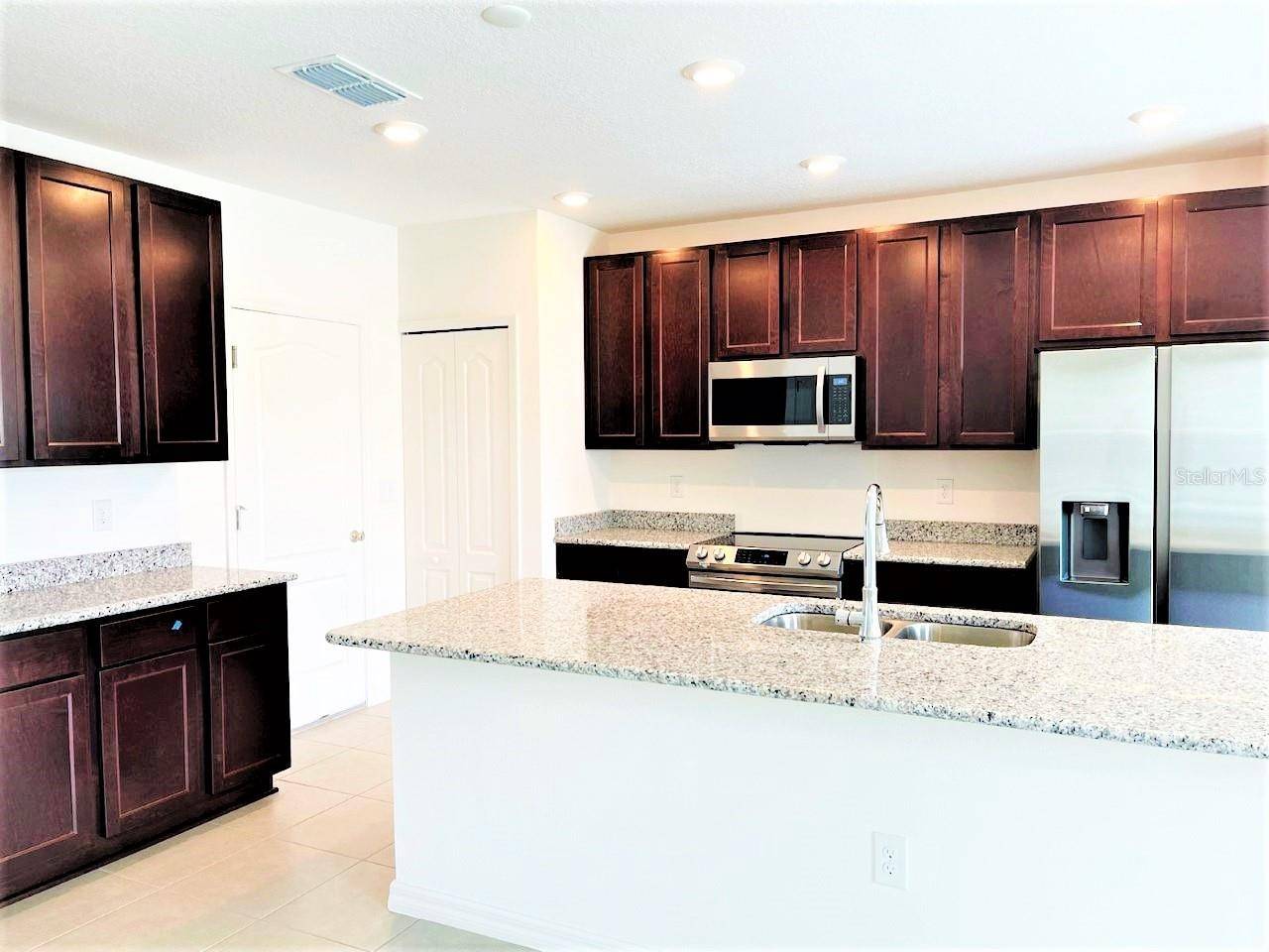 Palmetto, FL 34221,4519 BIRDSONG DR