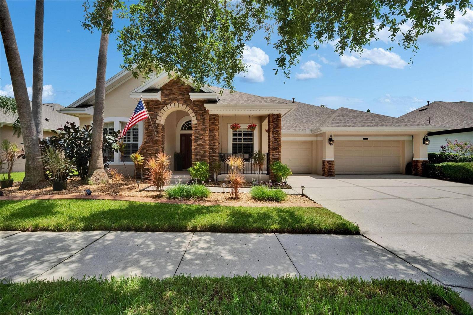 Land O Lakes, FL 34637,8704 WINSOME WAY
