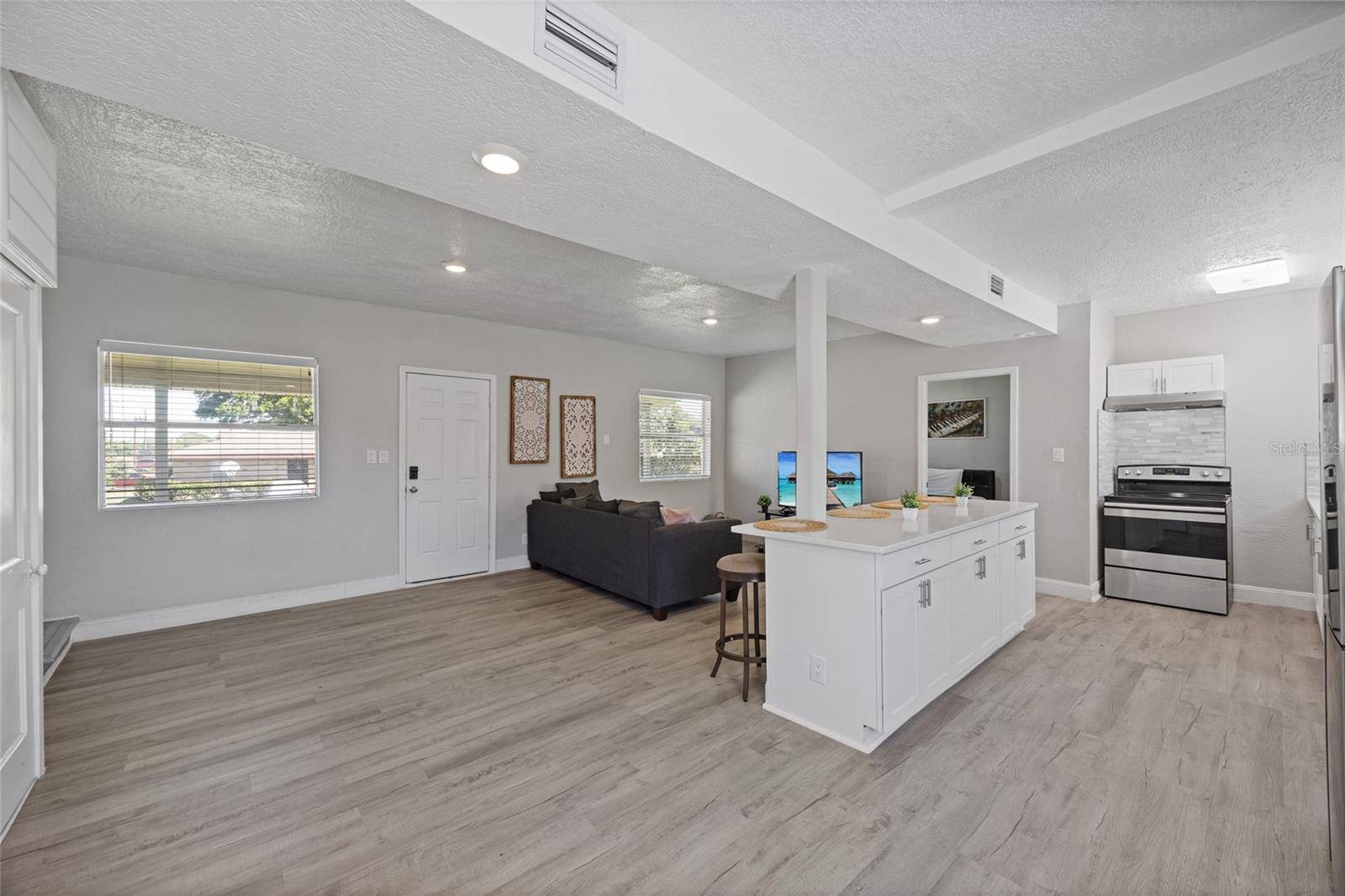 Lakeland, FL 33815,1048 W LIME ST