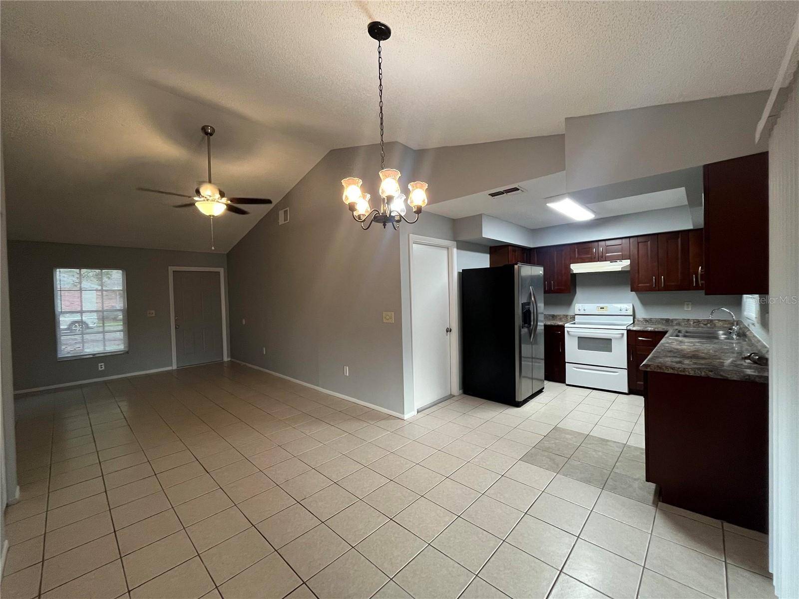 Oldsmar, FL 34677,1935 SHEFFIELD CT