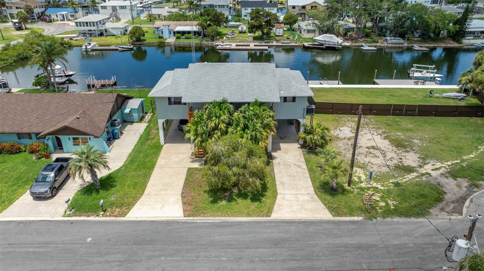 Hernando Beach, FL 34607,4279 NEWPORT DR