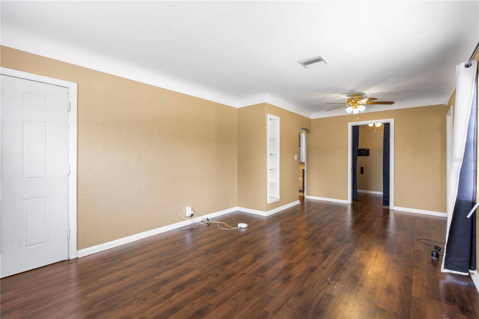 St Petersburg, FL 33711,525 38TH ST S