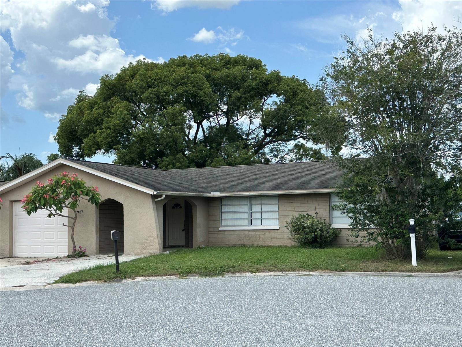 New Port Richey, FL 34655,7437 CARMEL AVE
