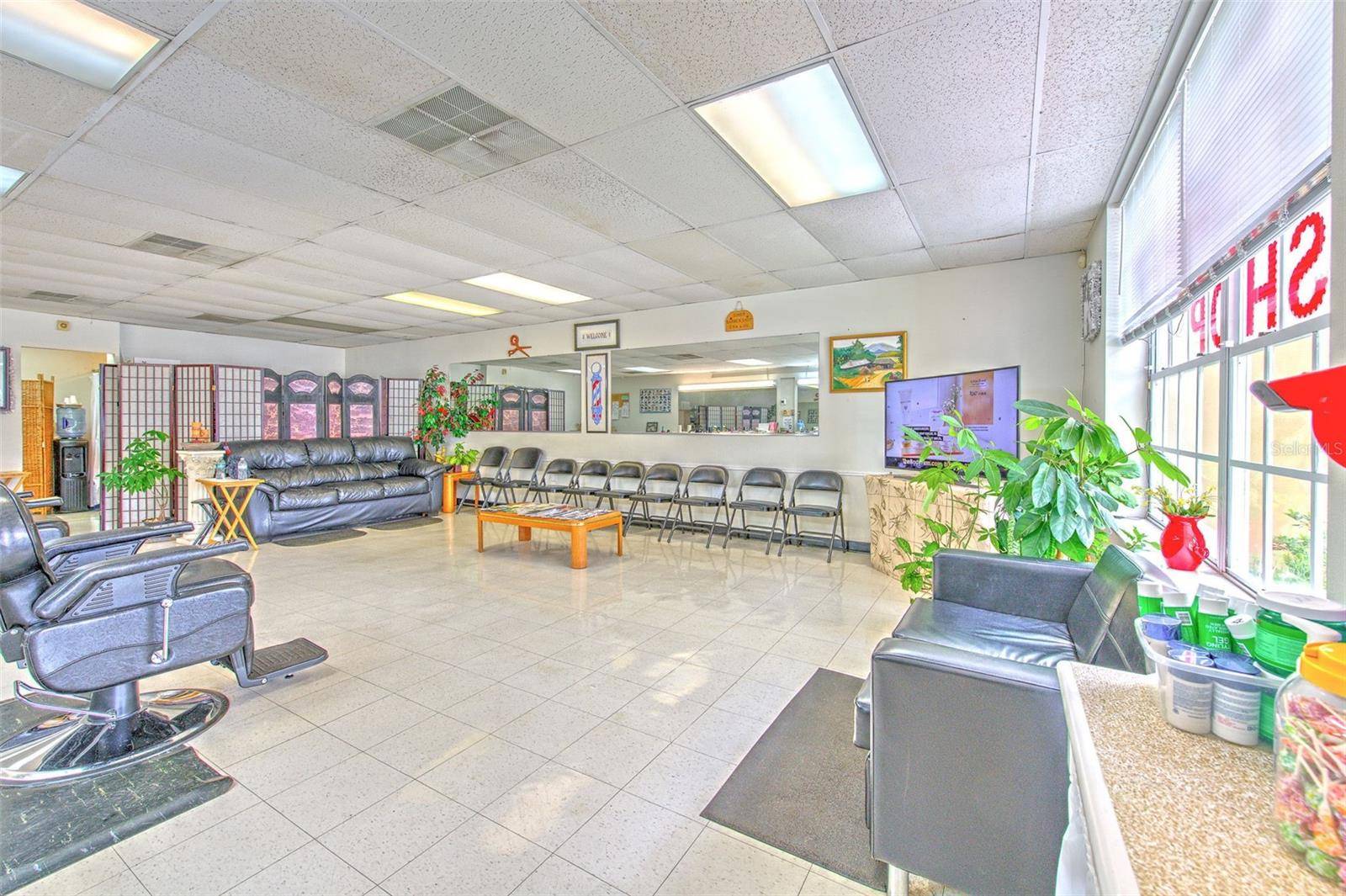 Lakeland, FL 33813,2156 E COUNTY RD
