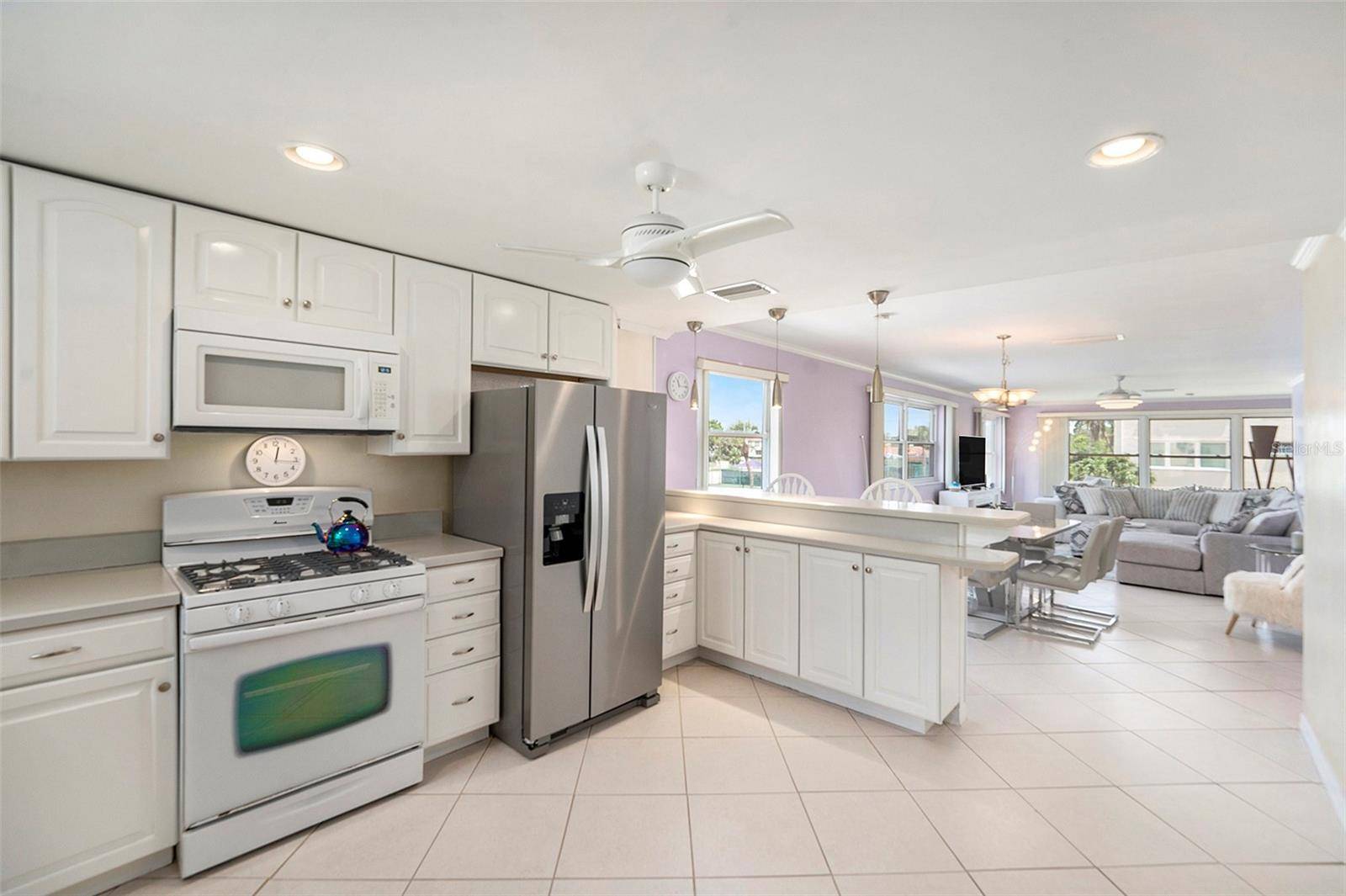 Gulfport, FL 33707,2960 59TH ST S #215