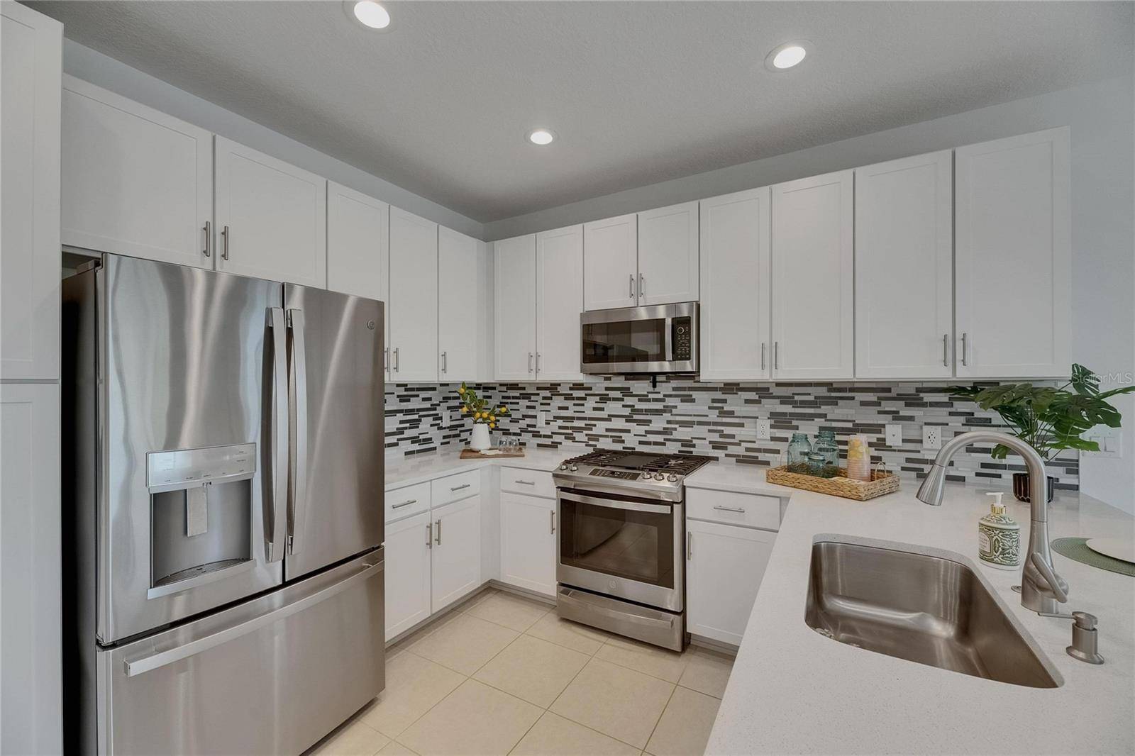 Wimauma, FL 33598,4915 SIENNA ISLES AVE