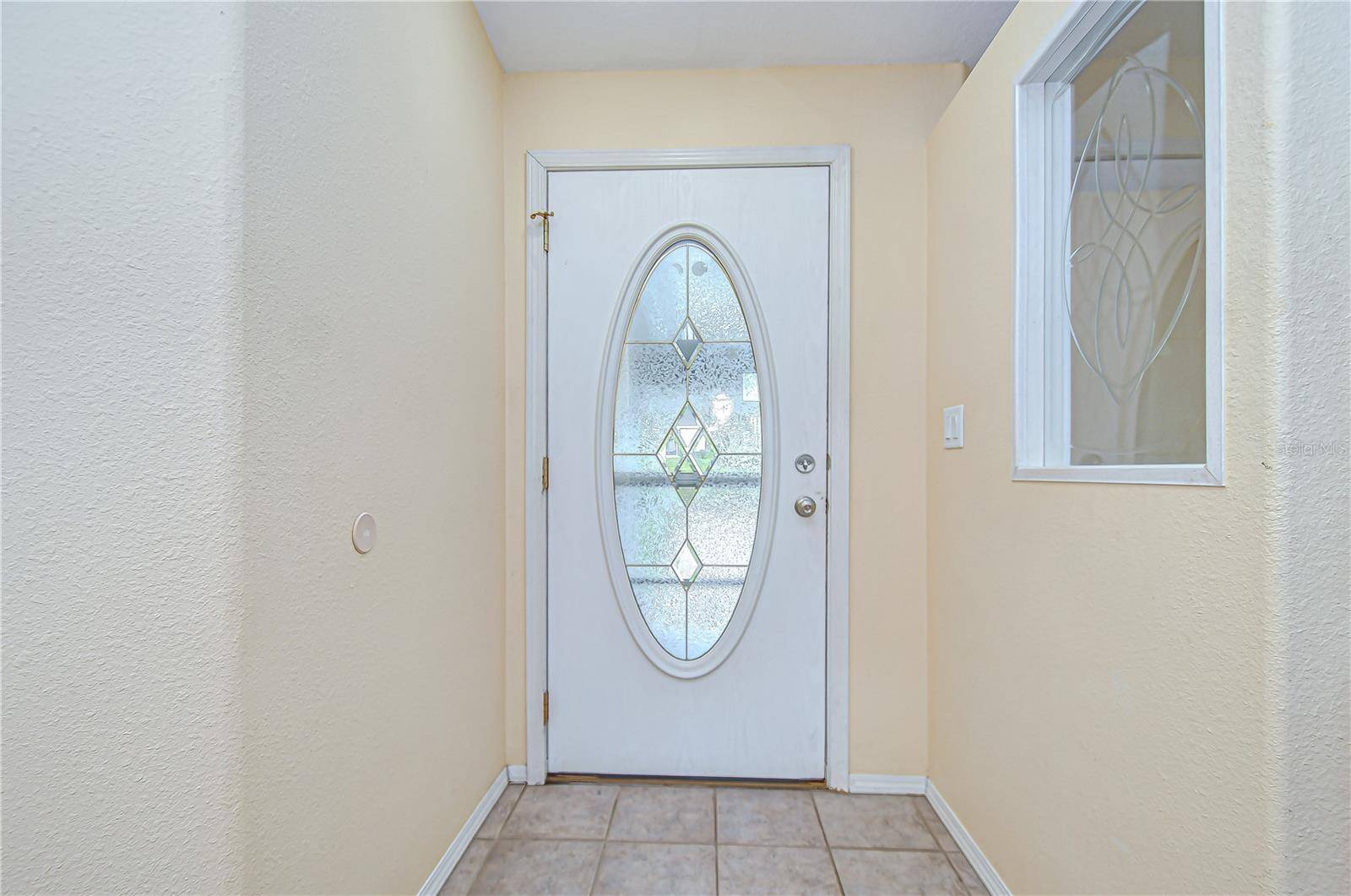 Zephyrhills, FL 33541,37526 NEW HORIZONS BLVD