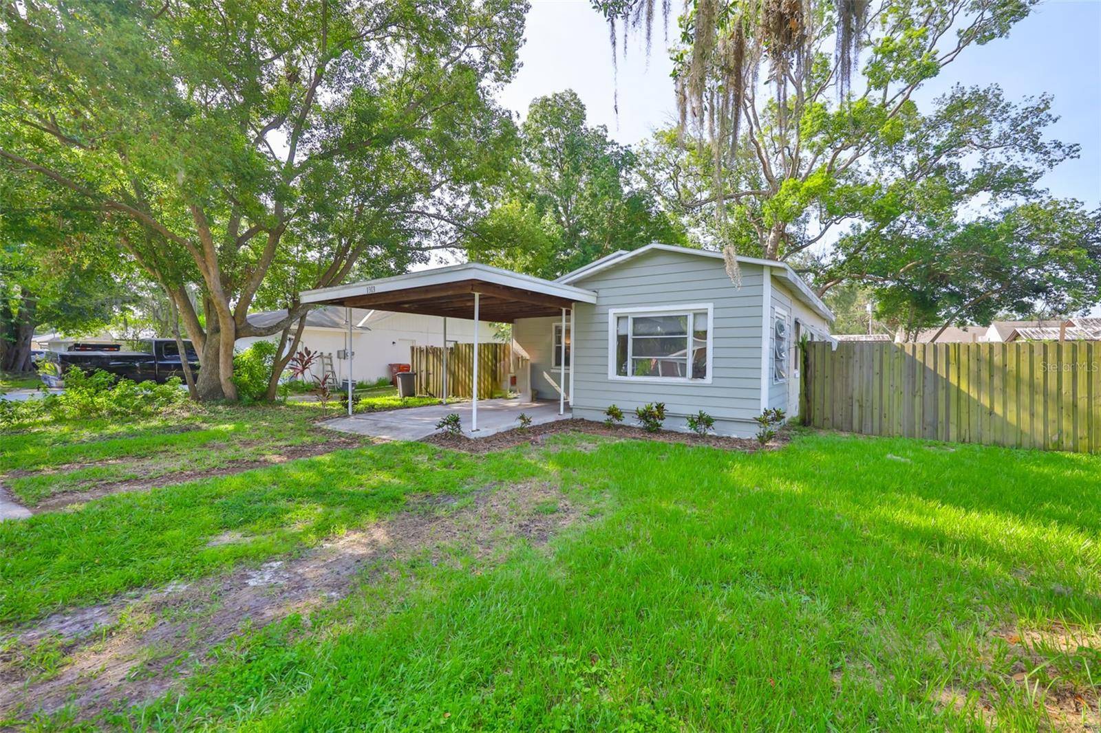 Plant City, FL 33563,1303 E CHERRY ST