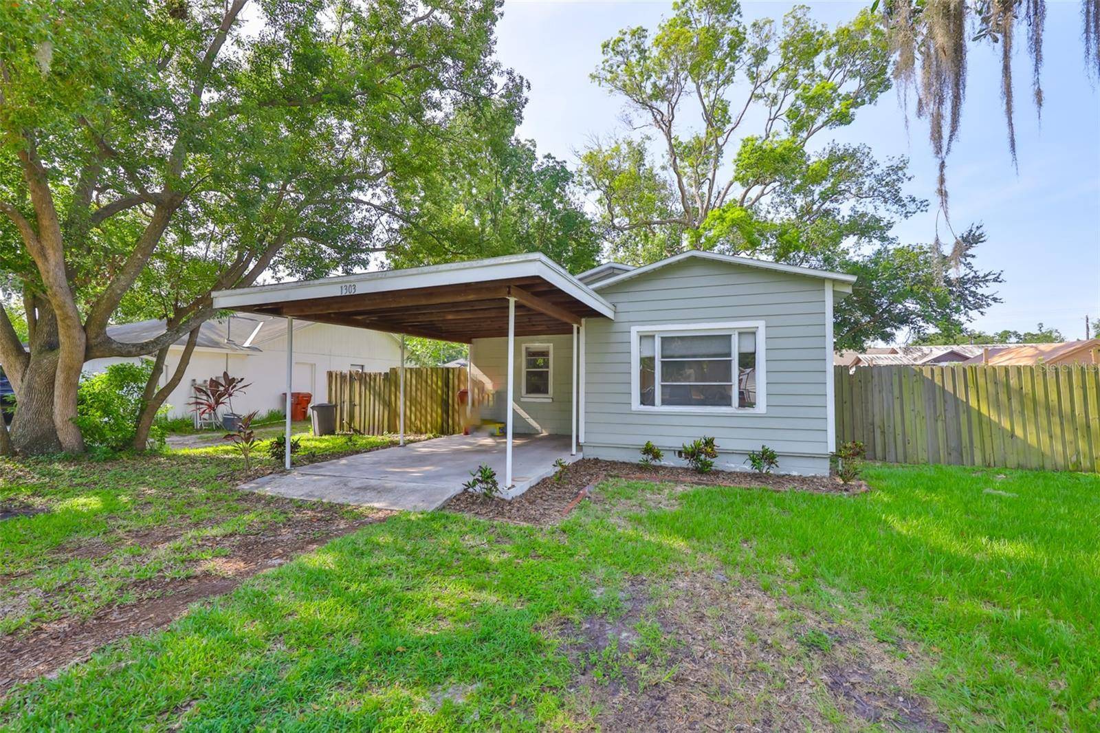 Plant City, FL 33563,1303 E CHERRY ST