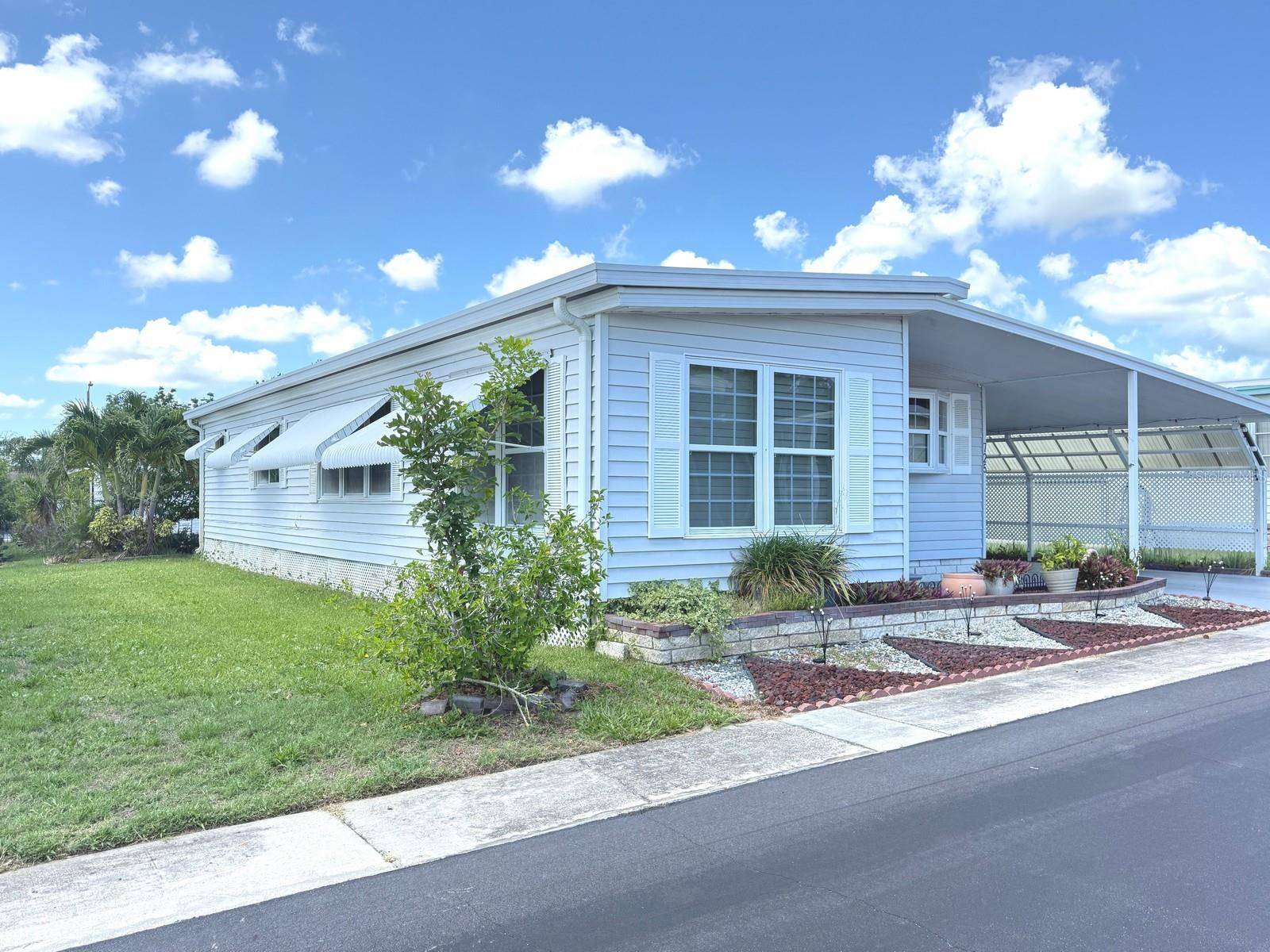Largo, FL 33778,725 SUGAR PALM ST