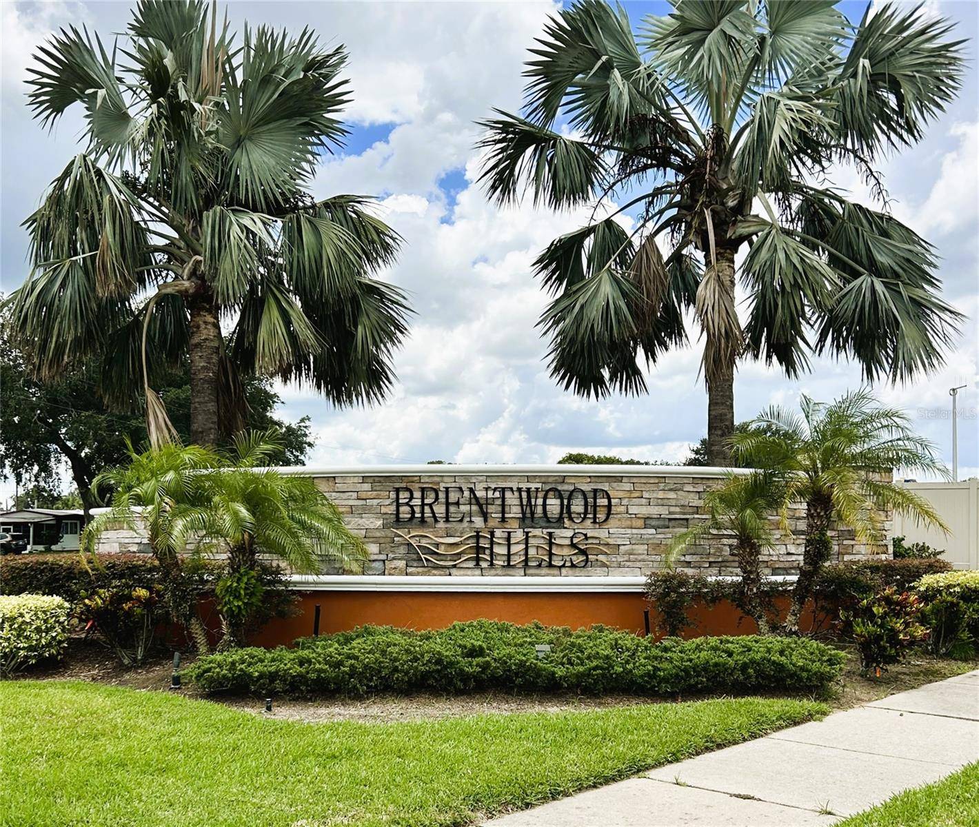 Valrico, FL 33594,1706 ERIN BROOKE DR