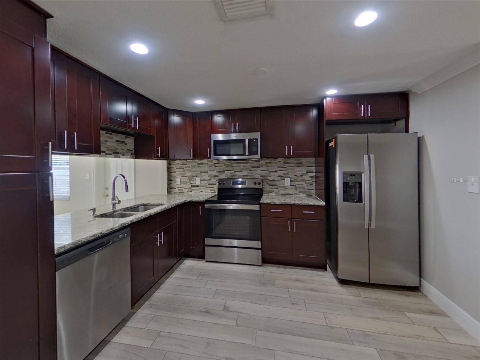 Clearwater, FL 33765,2205 HEMERICK PL