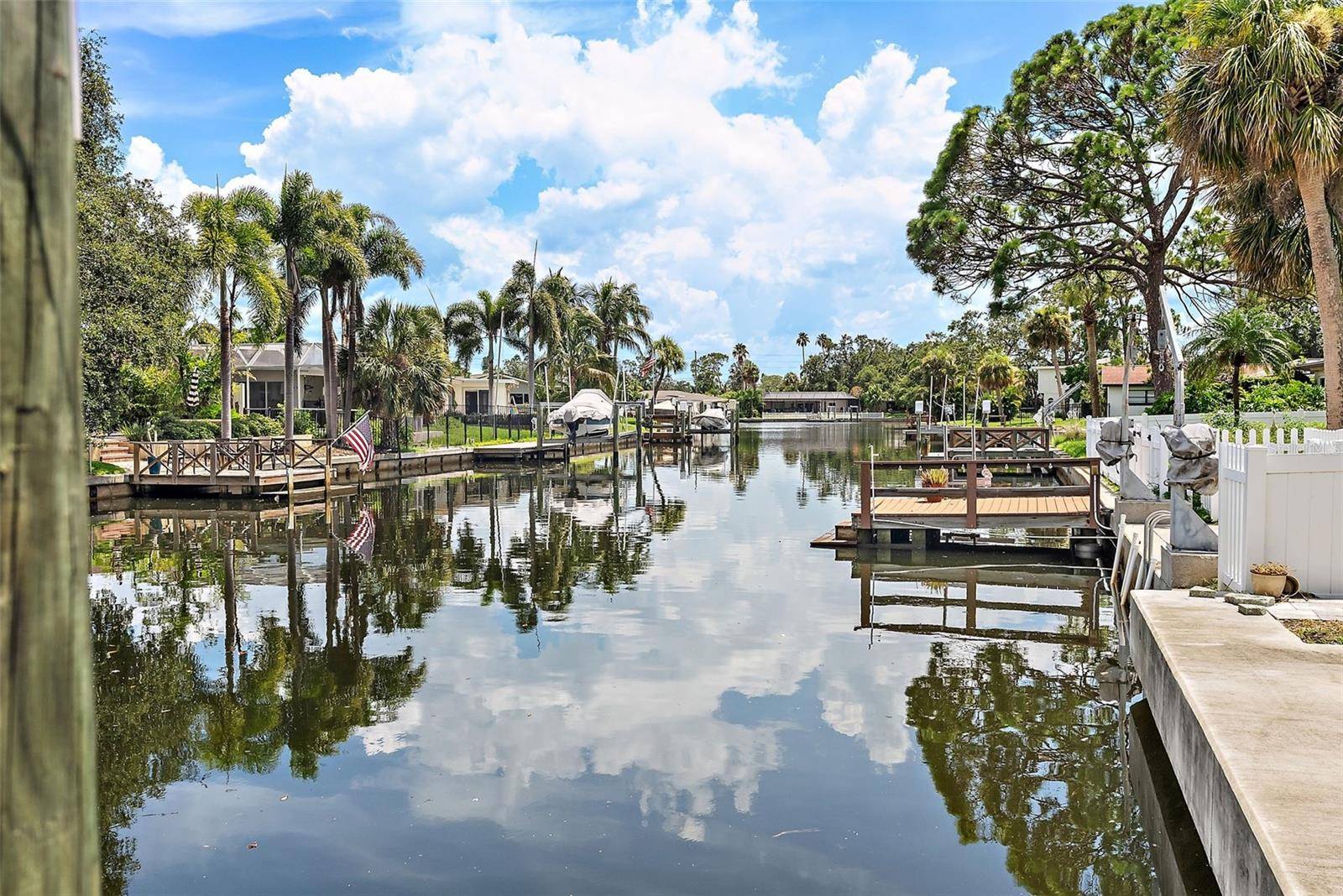 St Petersburg, FL 33703,5285 DOVER ST NE