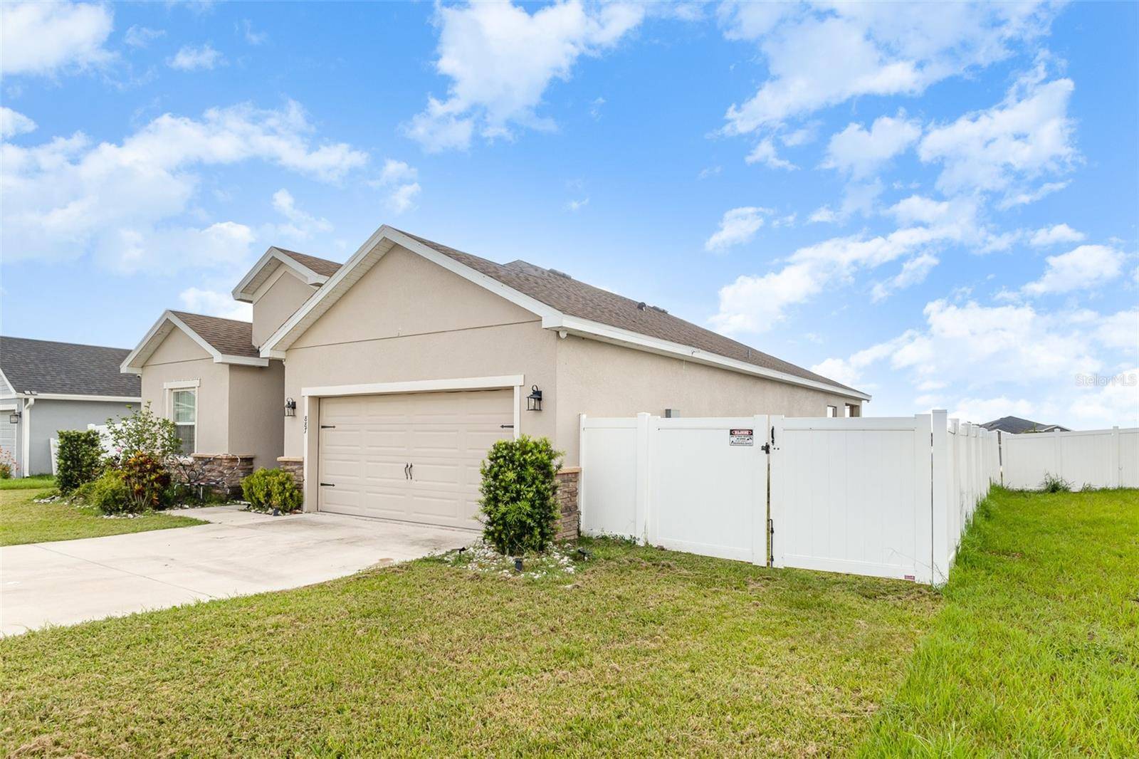 Lake Alfred, FL 33850,887 GALLOWAY ST
