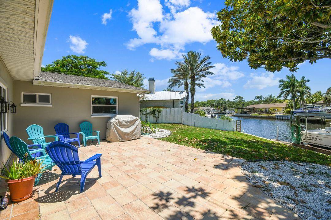 Palm Harbor, FL 34683,336 WESTWINDS CIR