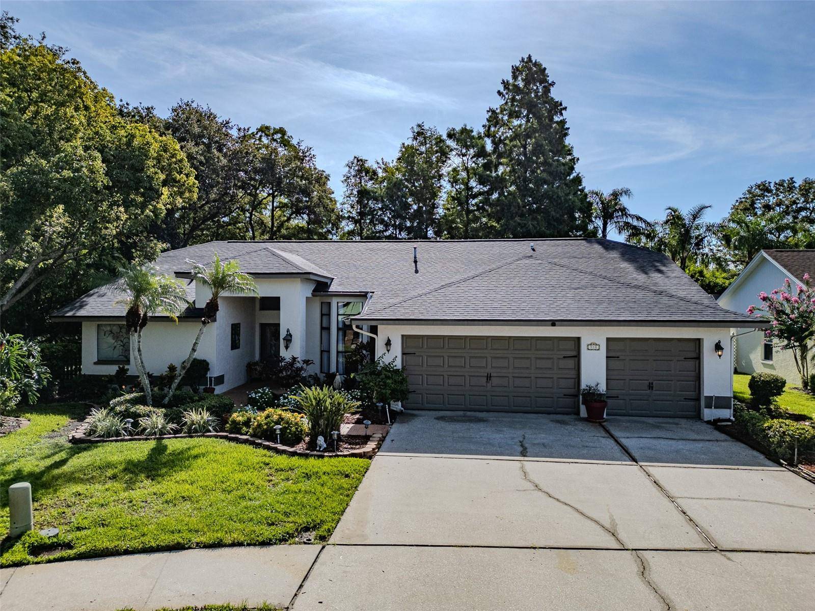 Safety Harbor, FL 34695,910 KINGSCOTE CT