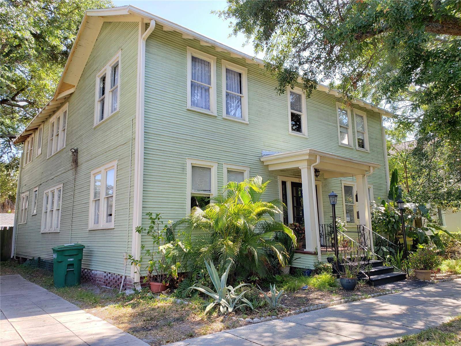 Tampa, FL 33606,606 W AZEELE ST #3