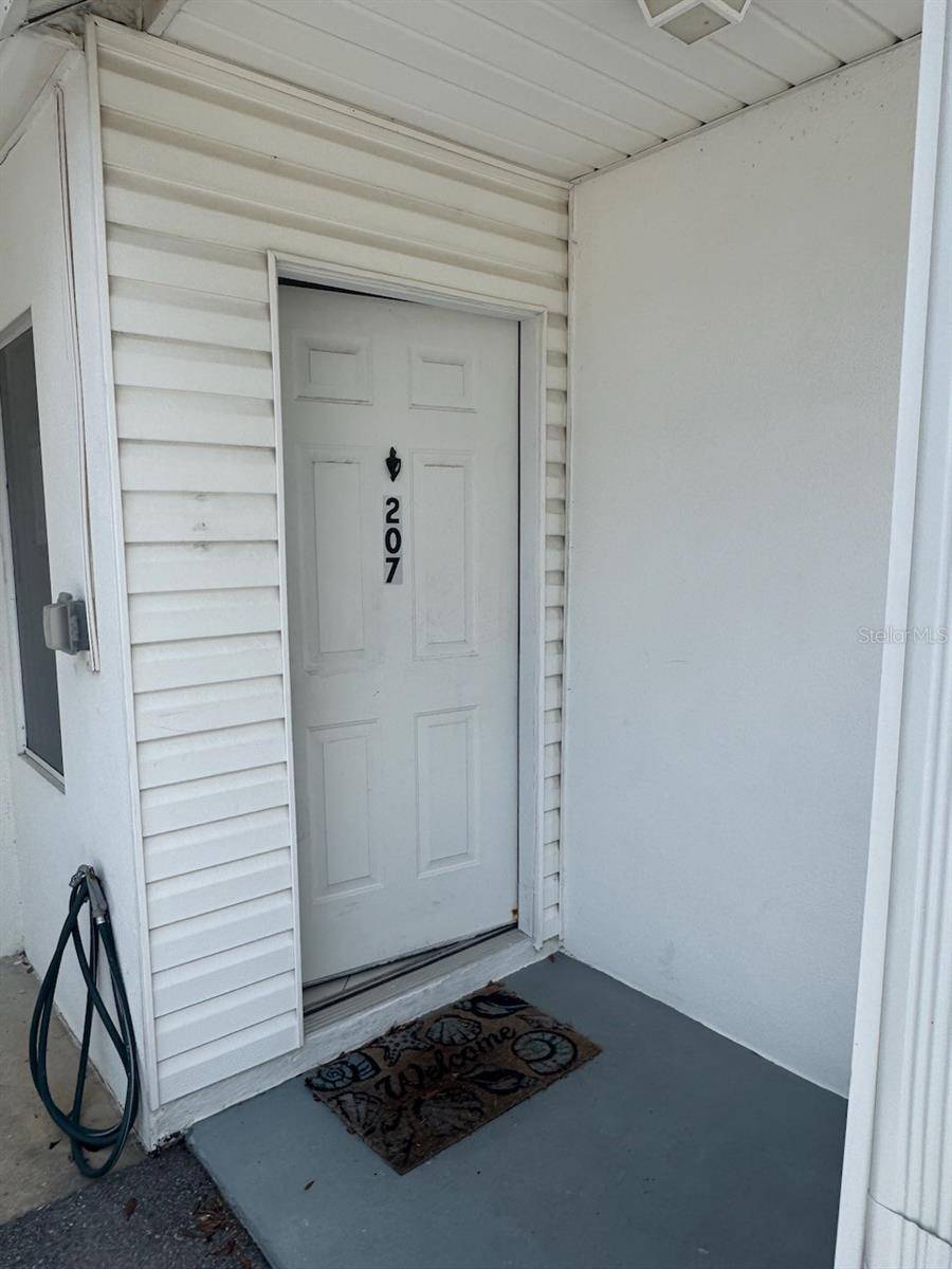Clearwater Beach, FL 33767,320 ISLAND WAY #207