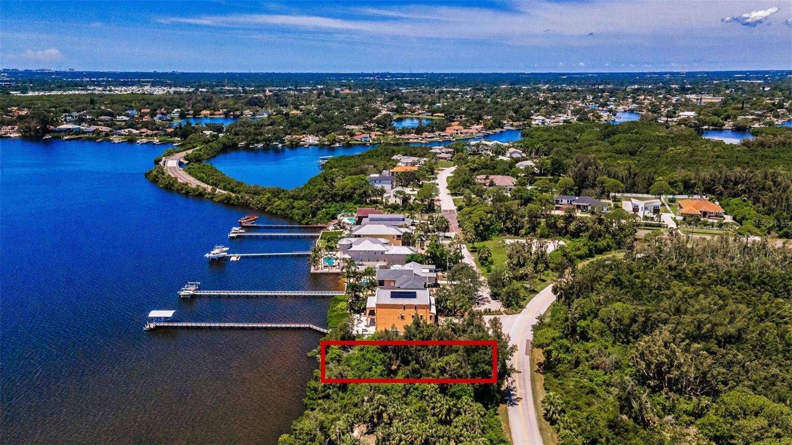 St Petersburg, FL 33702,WEEDON DR NE