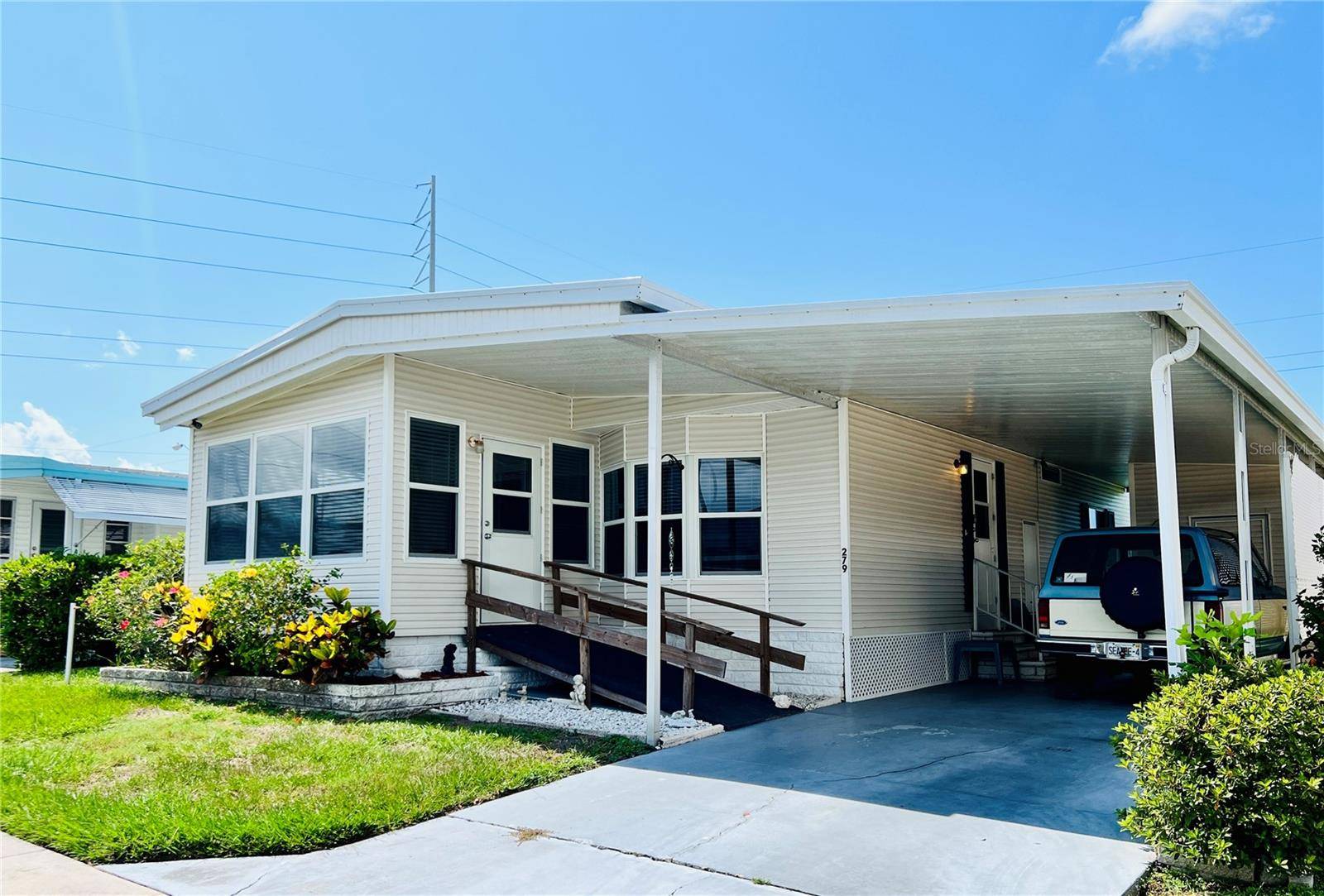 Dunedin, FL 34698,1500 COUNTY ROAD 1 #279
