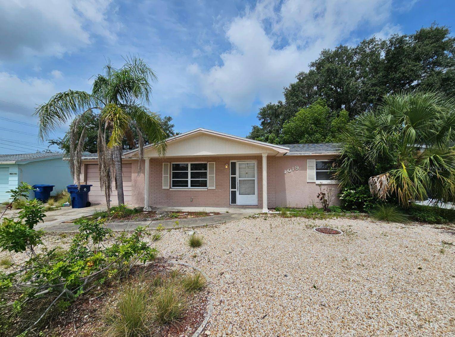 Holiday, FL 34691,1019 MAYBURY DR