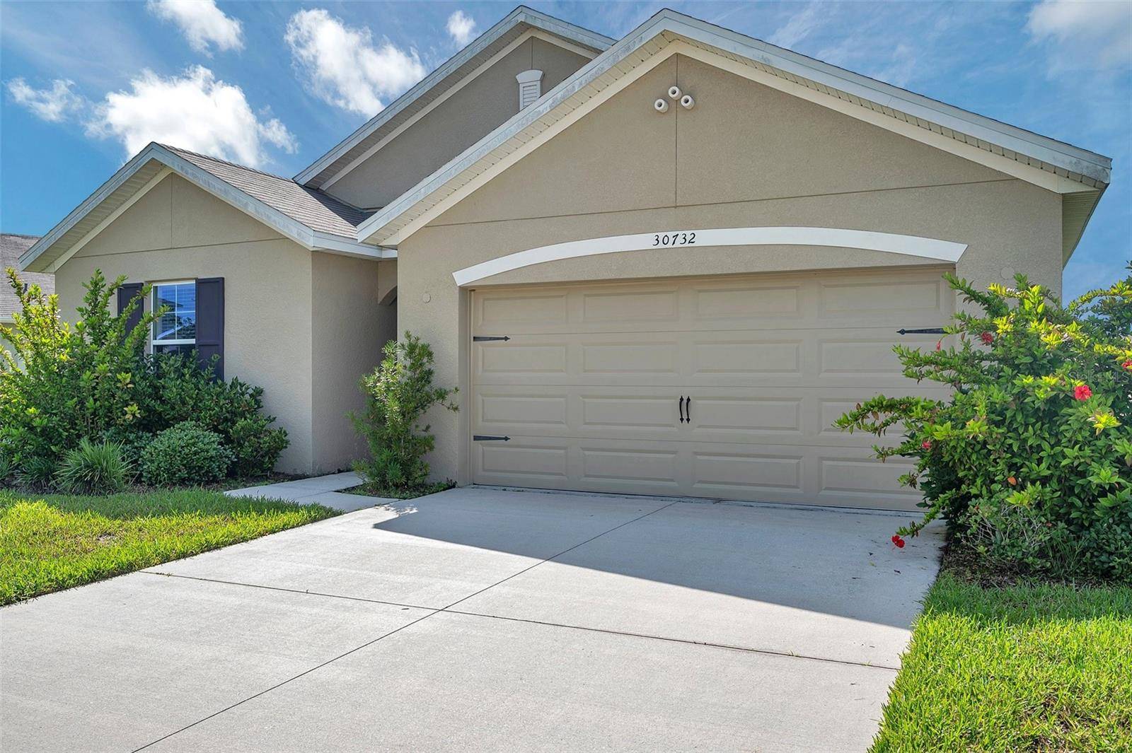 Wesley Chapel, FL 33545,30732 SUMMER SUN LOOP