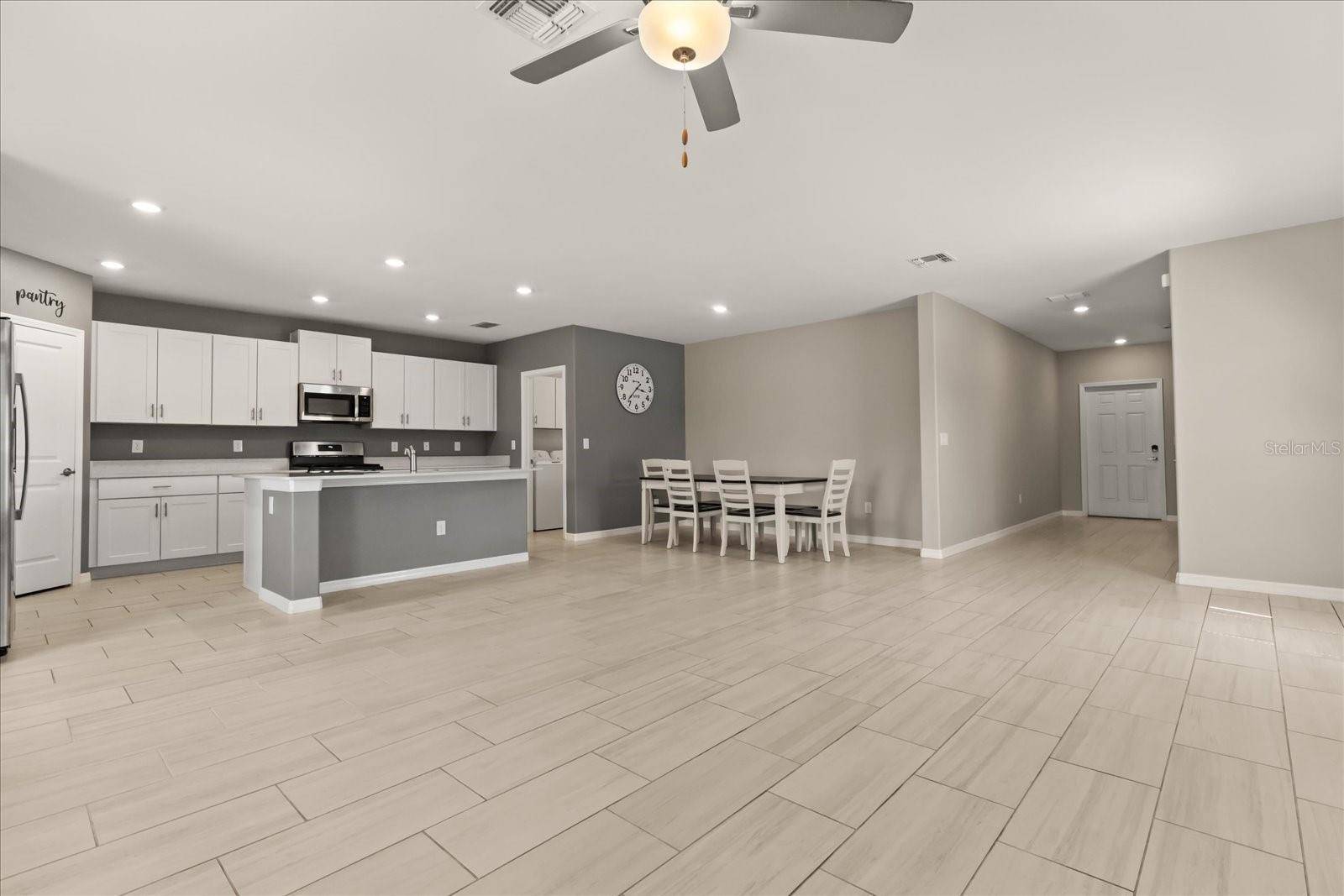 Land O Lakes, FL 34637,22359 STORYBOOK CABIN WAY