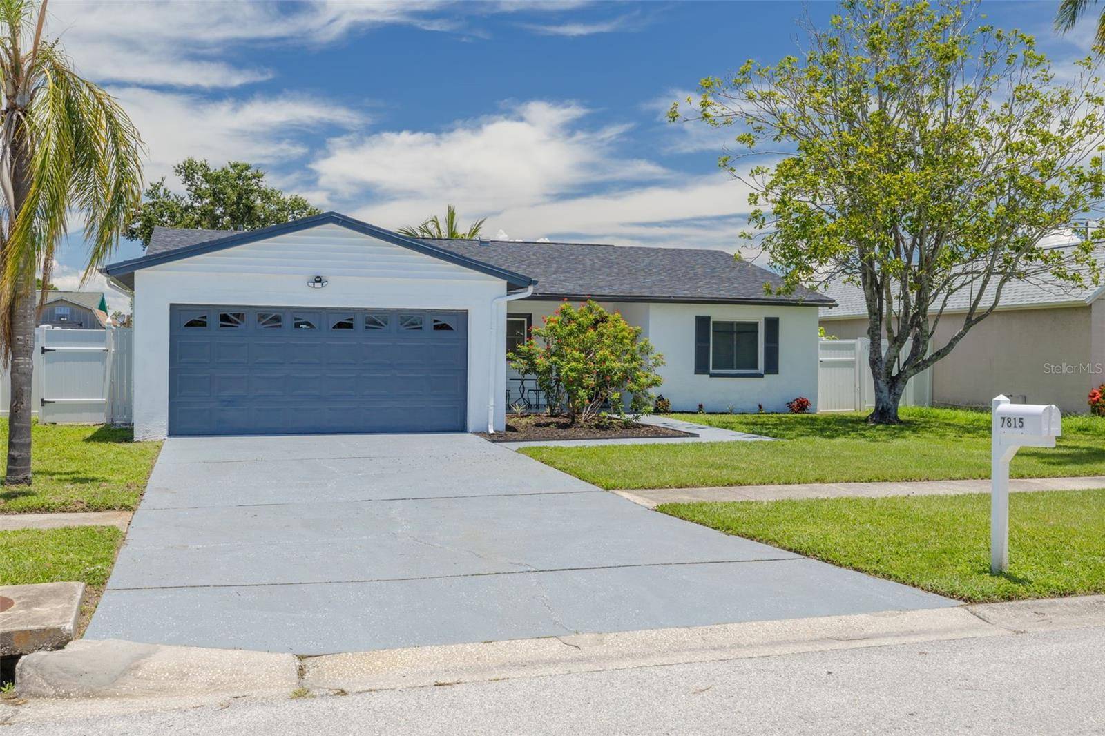 Largo, FL 33773,7815 SHADOW RUN DR