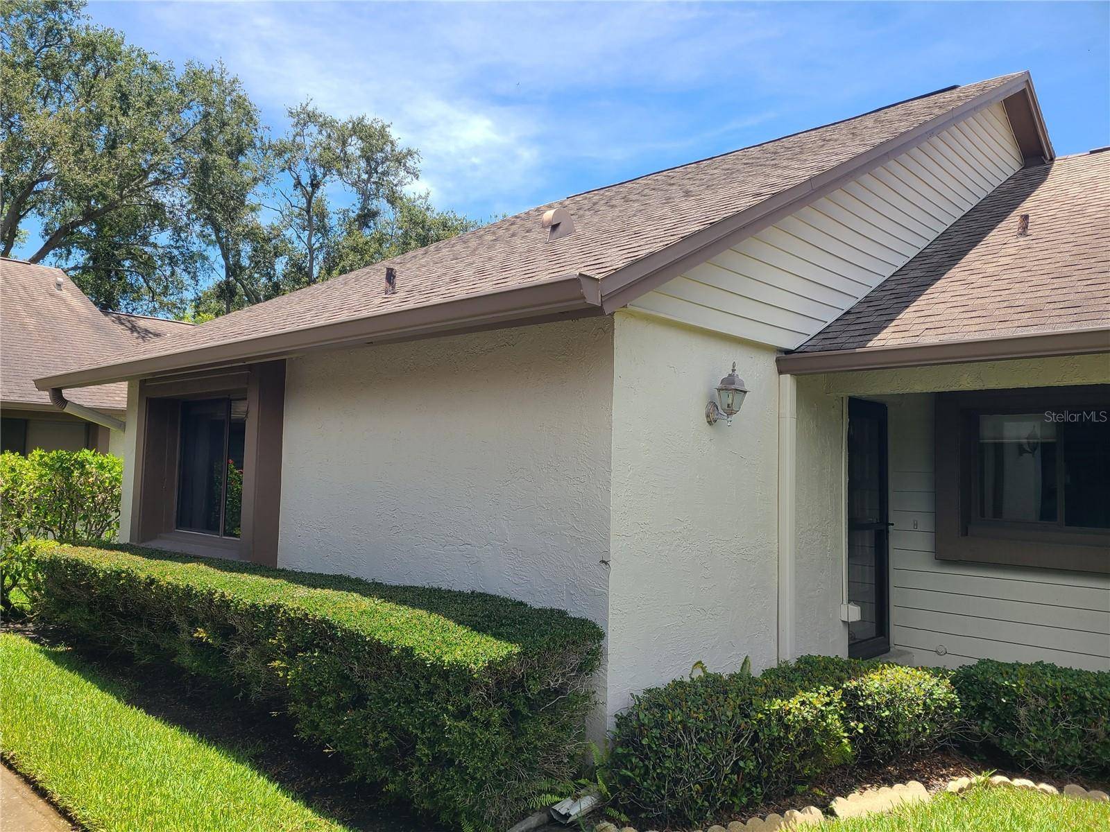 Clearwater, FL 33763,2588 LAURELWOOD DR #16A