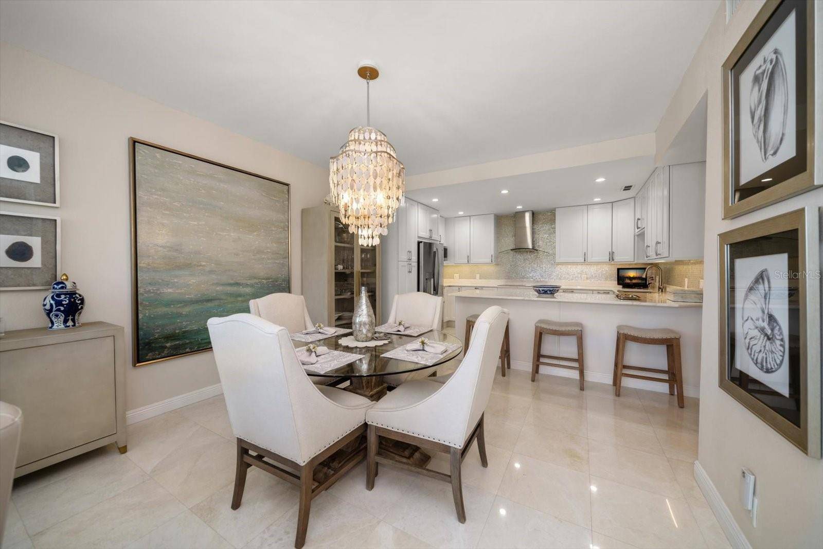 Belleair, FL 33756,4 BELLEVIEW BLVD #305