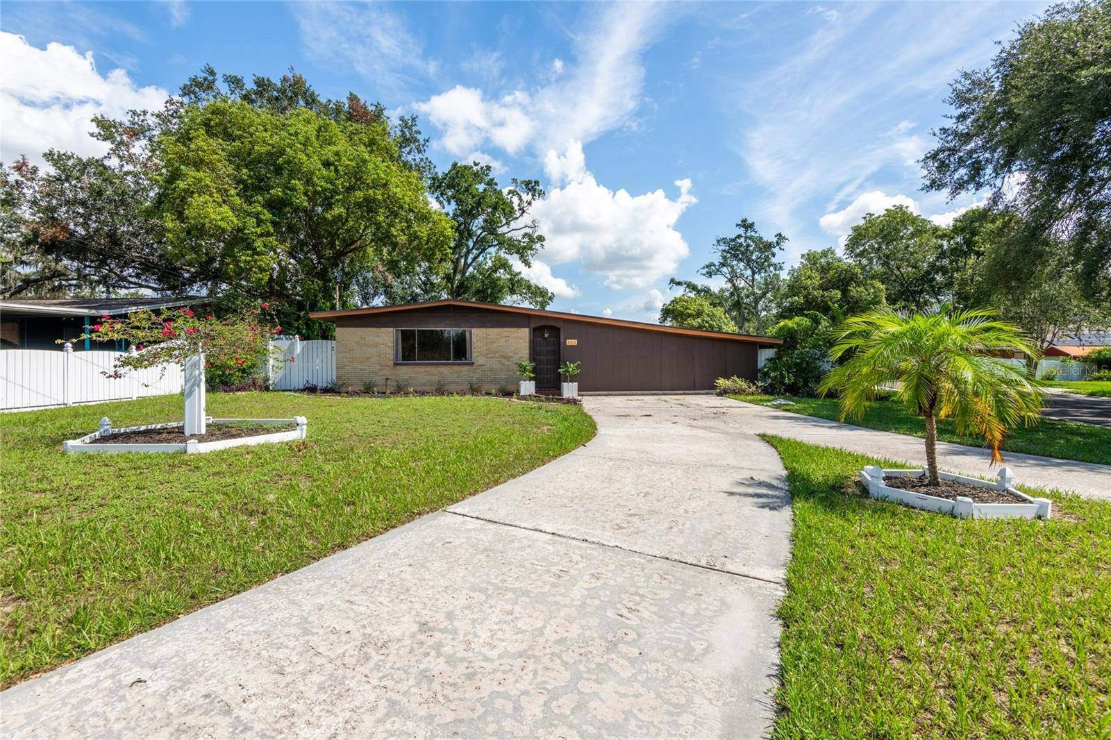 Tampa, FL 33617,4018 E BLUFF AVE