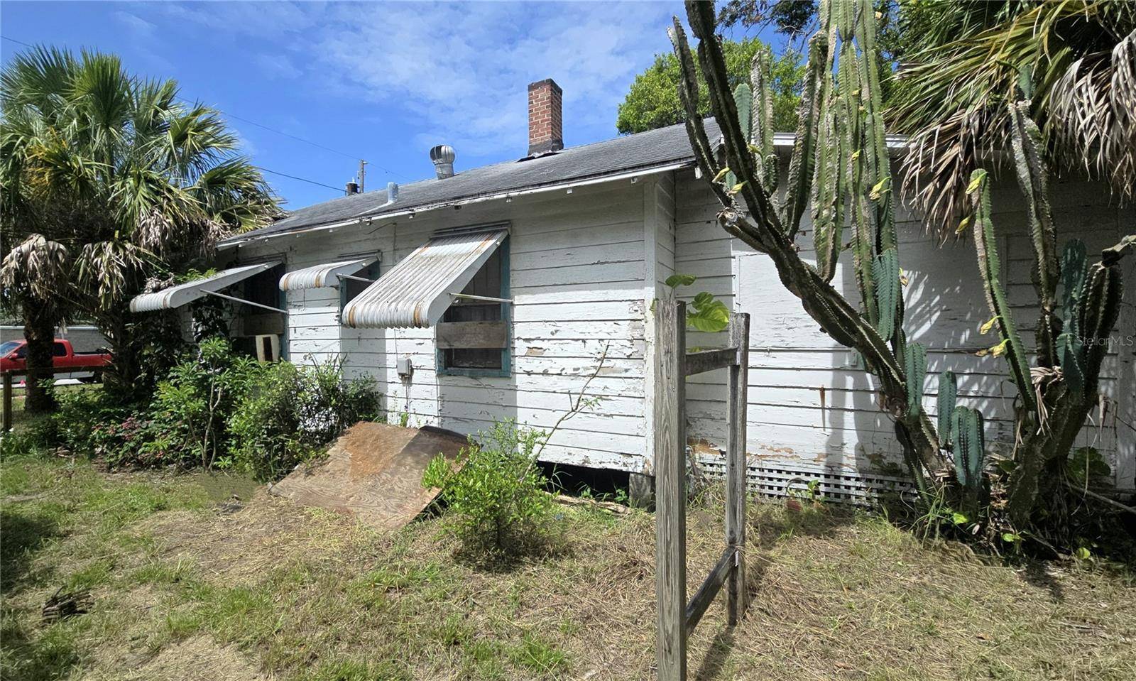 Clearwater, FL 33756,518 WOODLAWN ST