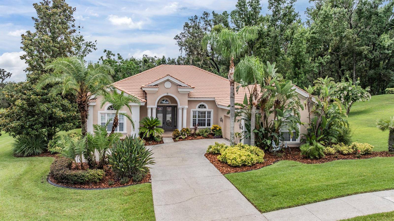 Dade City, FL 33525,13816 THOROUGHBRED DR