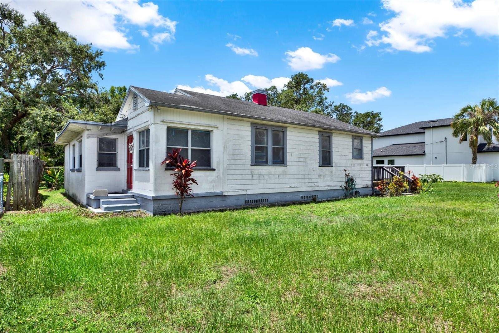 Tampa, FL 33603,812 W ORIENT ST