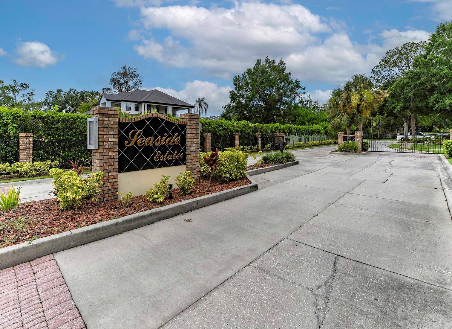 Oldsmar, FL 34677,128 BRENT CIR