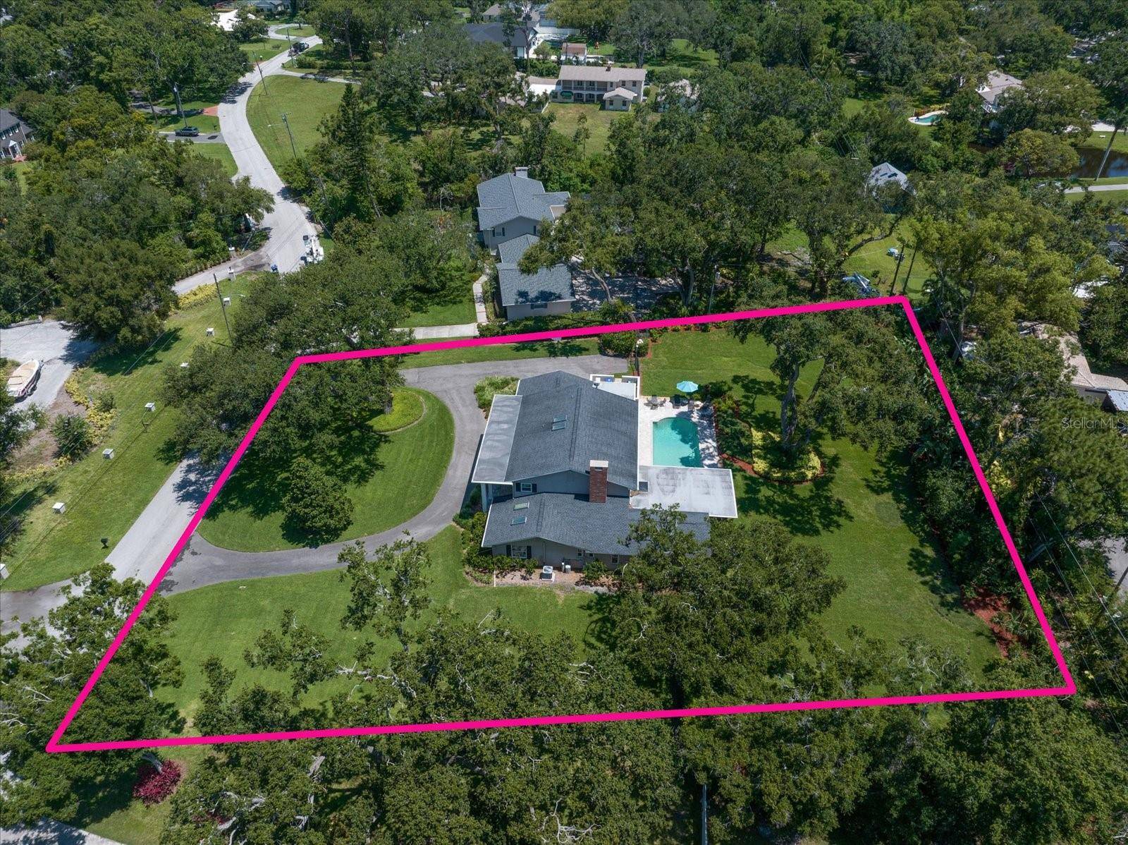 Clearwater, FL 33764,1681 LONG BOW LN