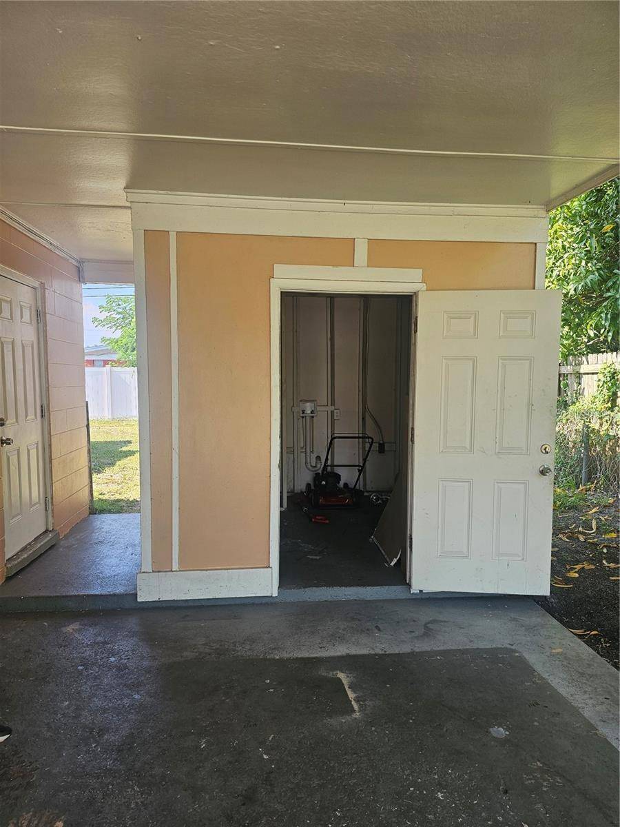 Tampa, FL 33614,4510 W CLIFTON ST