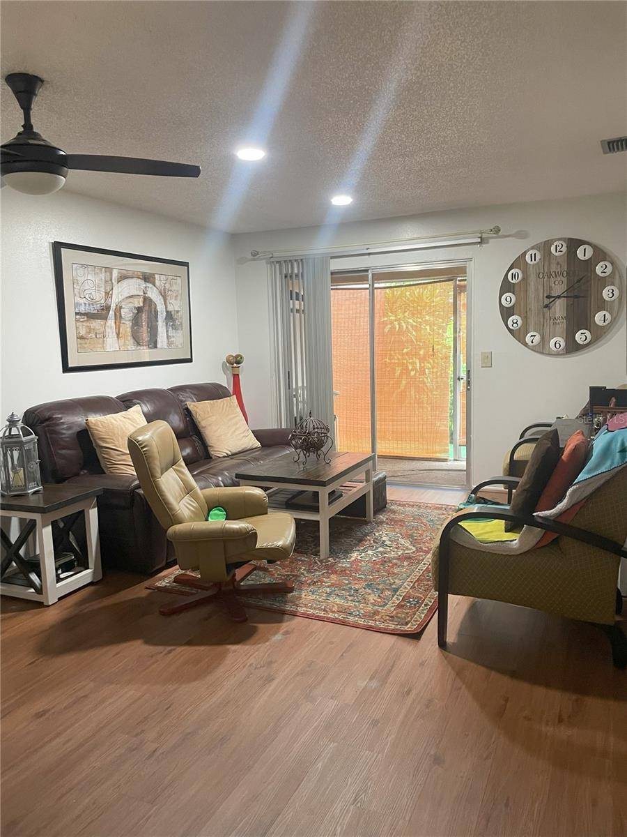 Pinellas Park, FL 33781,6446 71ST ST N