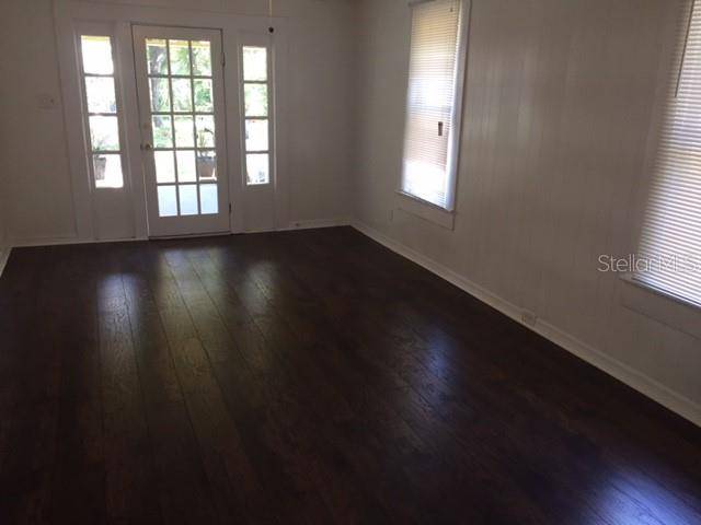 Tampa, FL 33604,211 E CLUSTER AVE