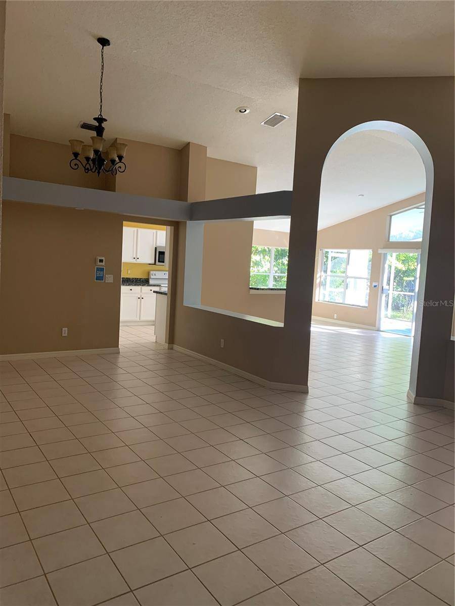 Tampa, FL 33626,10609 CHAMBERS DR