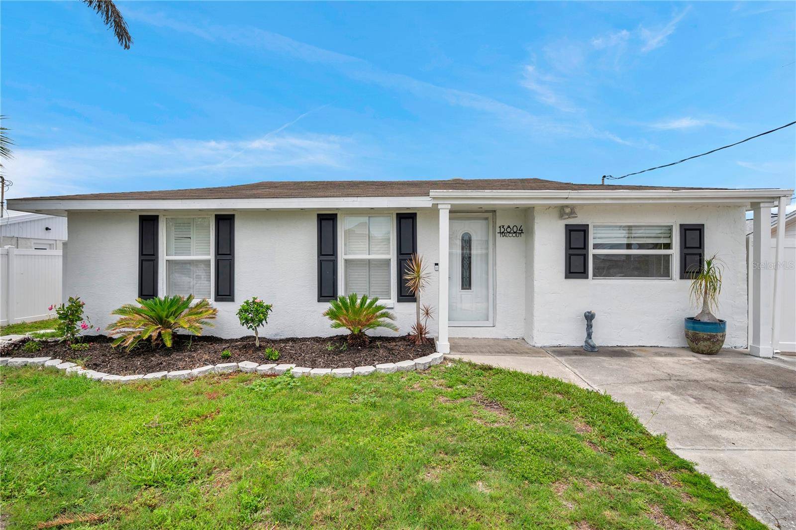 Hudson, FL 34667,13804 MALCOLM AVE