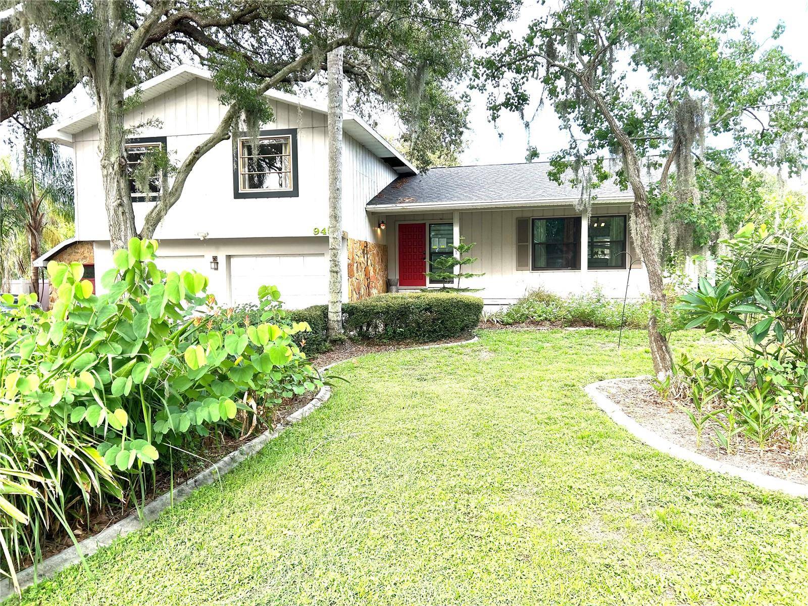Clearwater, FL 33765,945 COLLEGE HILL DR