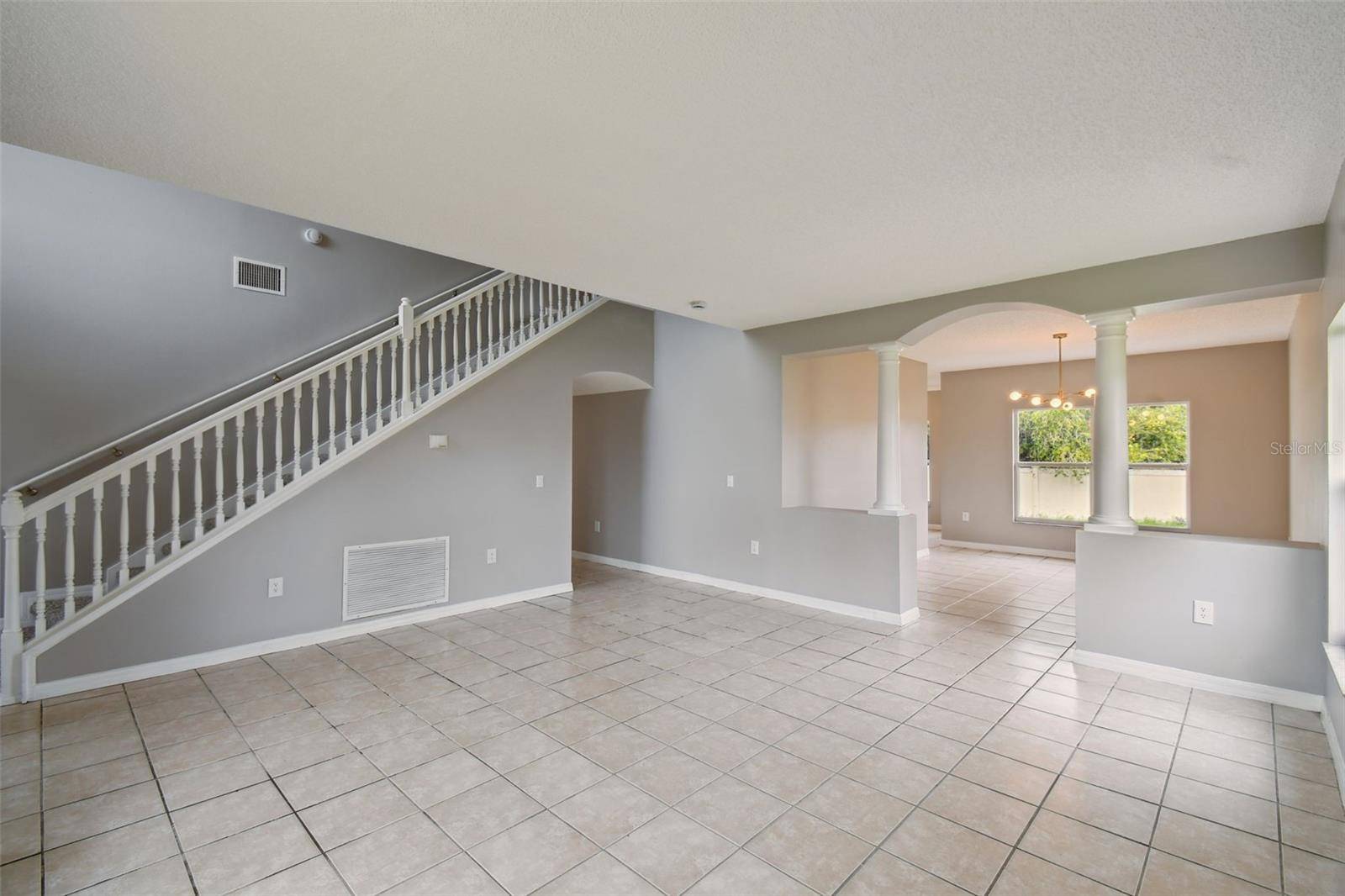 Kissimmee, FL 34759,811 ABBEVILLE CT