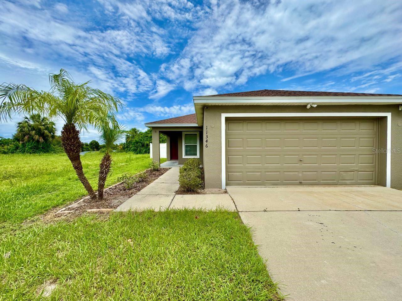 Gibsonton, FL 33534,11346 SOUTHWIND LAKE DR
