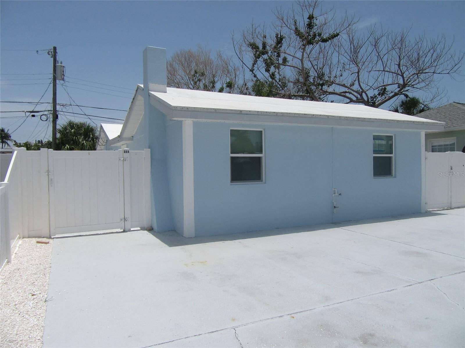 Madeira Beach, FL 33708,223 148TH AVE E