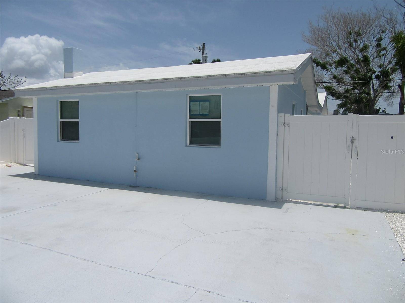 Madeira Beach, FL 33708,223 148TH AVE E