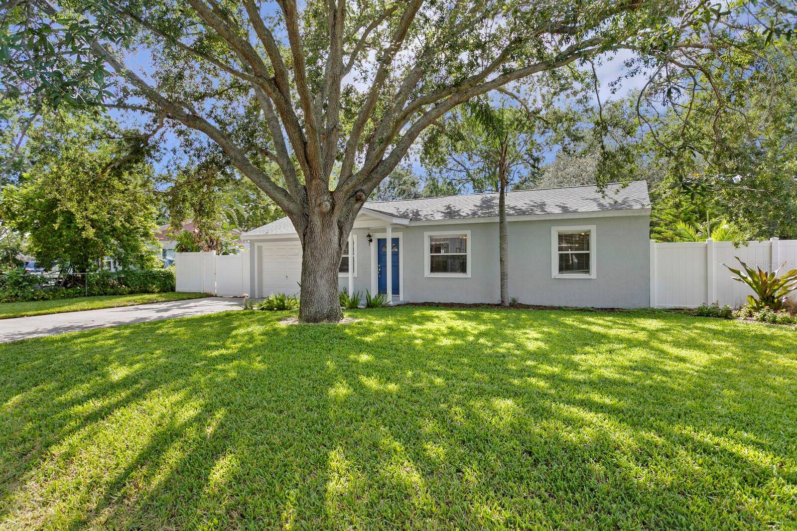 Tampa, FL 33611,4717 W ANITA BLVD