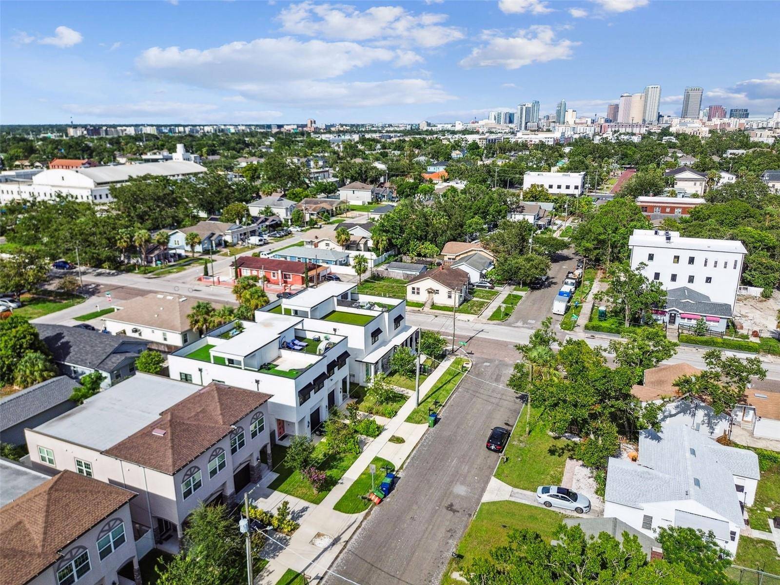 Tampa, FL 33609,2405 W NORTH B ST #1