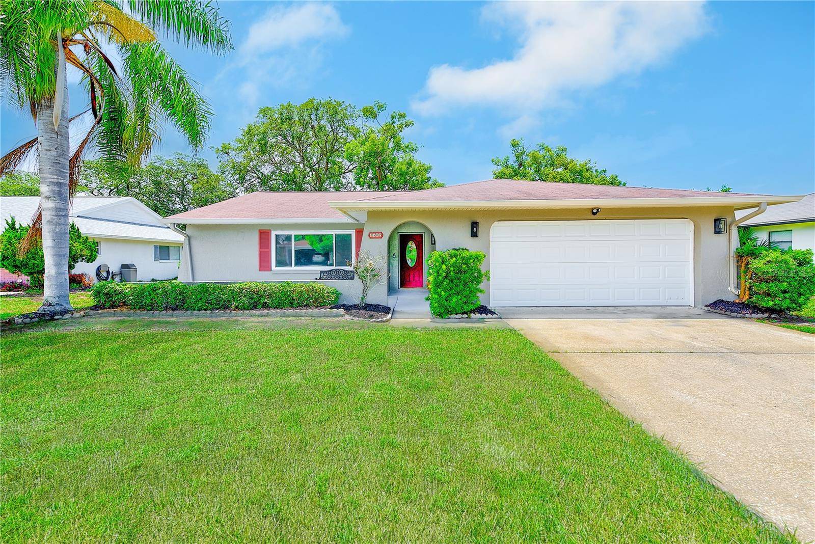 Hudson, FL 34667,8402 ROXBORO DR